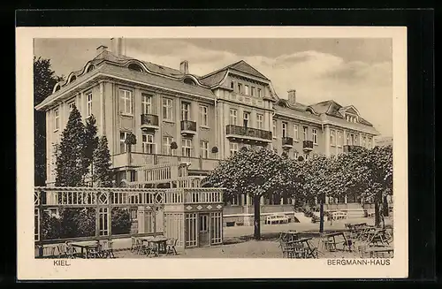 AK Kiel, Sommer-Caféterrasse vor dem Bergmann-Haus