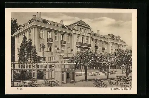 AK Kiel, Sommer-Caféterrasse vor dem Bergmann-Haus