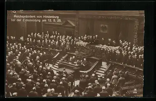 AK Reichspräsident Paul von Hindenburg bei der Eidesleistung am 12. 5. 1925