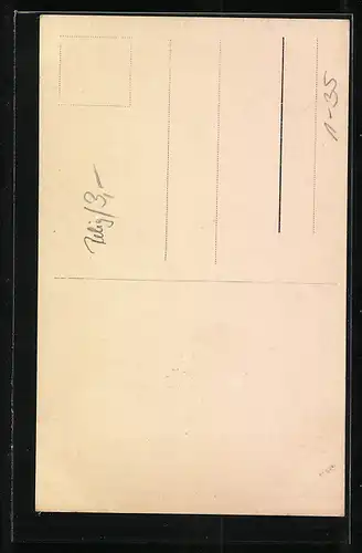 AK Parkpartie mit zwei älteren Geistlichen