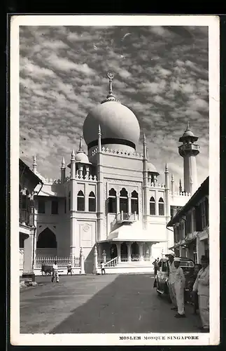 AK Singapore, Moslem Mosque, front view with entrance