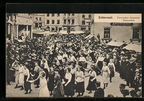 AK Echternach, Procession dansante, Danseuses