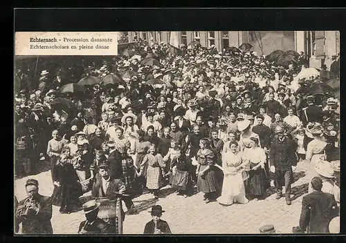 AK Echternach, Procession dansante Echternachoises en pleine danse