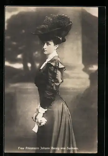 AK Prinzessin Johann Georg von Sachsen in Prachtrobe