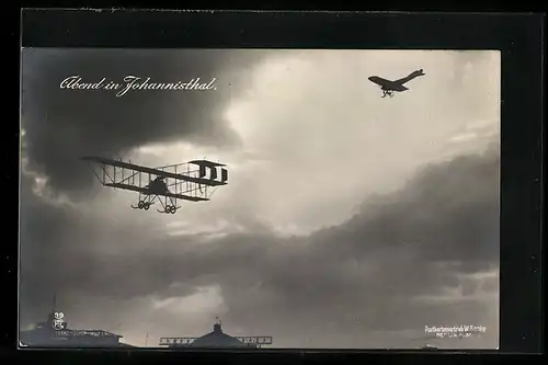 Foto-AK Sanke Nr. 99: Berlin-Johannisthal, Flieger am Abend