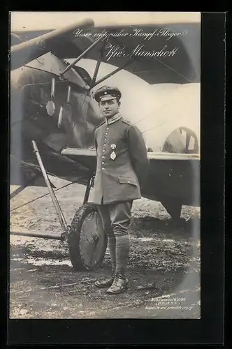 Foto-AK Sanke Nr. 448: Vfn. Manschott vor seinem Flugzeug