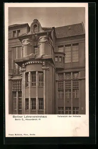 AK Berlin, Berliner Lehrervereinshaus, Alexanderstr. 41, Teilansicht der Hofseite