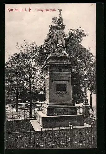 AK Karlsruhe, am Kriegerdenkmal