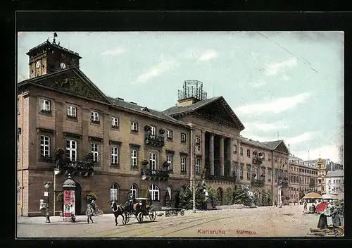 AK Karlsruhe, Rathaus, Leute an der Litfass-Säule