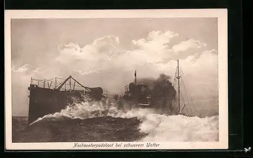 AK Hochseetorpedoboot bei schwerem Wetter