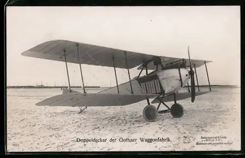 Foto-AK Sanke Nr. 1014: Doppeldecker der Gothaer Waggonfabrik, Flugzeug