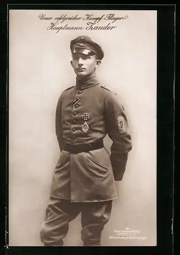 Foto-AK Sanke Nr. 407: Hauptmann Zander in Uniform mit Flugzeugführerabzeichen