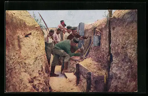 AK deutsche Soldaten beim Bau eines Schützengrabens