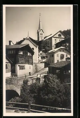 AK Fiesch, Ortspartie mit Blick zur Kirche