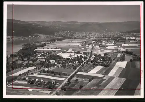 Fotografie A. Boss & Co., Schönbühl, Ansicht Sutz, Fliegeraufnahme