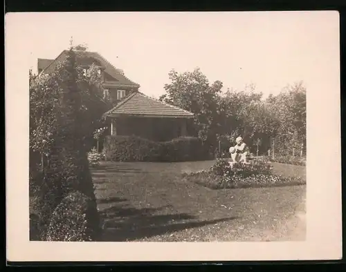 Fotografie unbekannter Fotograf, Ansicht Berlin-Dahlem, Gartenhäuschen in der Podbielskiallee 23