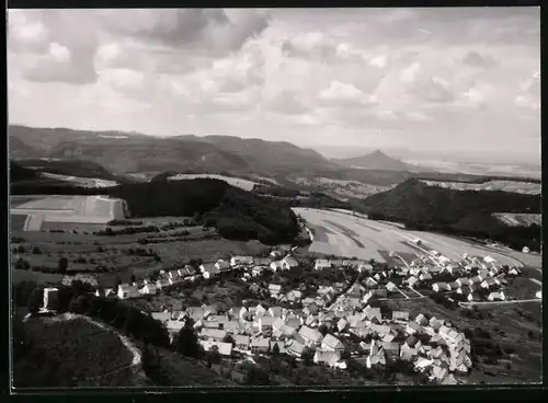 Fotografie Aero-Express, München, Ansicht Ringingen, Fliegeraufnahme der Ortschaft