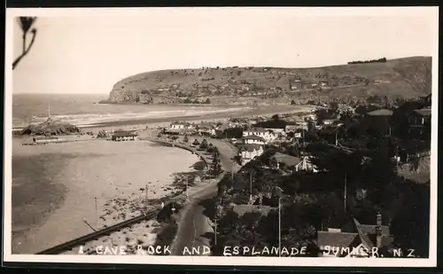 Fotografie unbekannter Fotograf, Ansicht Christchurch / Neuseeland, Cave Rock & Esplanade 1927