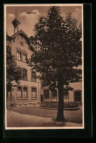 AK Karlsruhe, St. Franziskushaus, Haushaltungsinstitut St. Klara, Grenzstr. 7, Innenhof