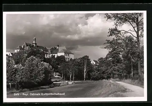 AK Selb / Bayr. Ostmark, Blick auf das Luitpoldschulhaus