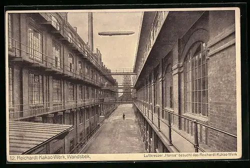 AK Wandsbek, Reichardt-Kakao-Werk, Luftkreuzer Hansa besucht das Werk, Zeppelin