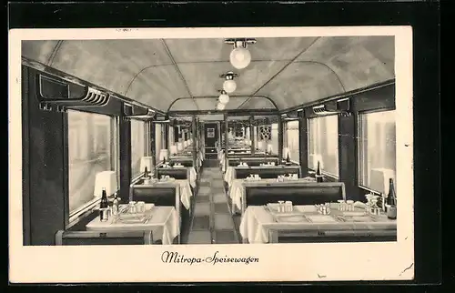 AK Innenansicht eines Mitropa-Speisewagens