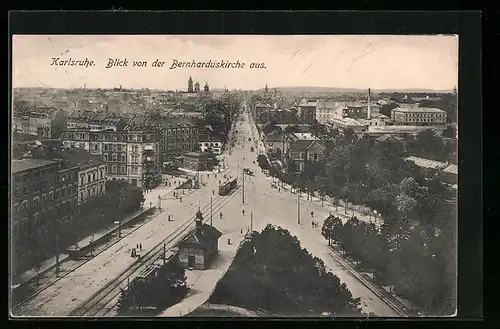 AK Karlsruhe, Blick von der Bernharduskirche aus mit Strassenbahn