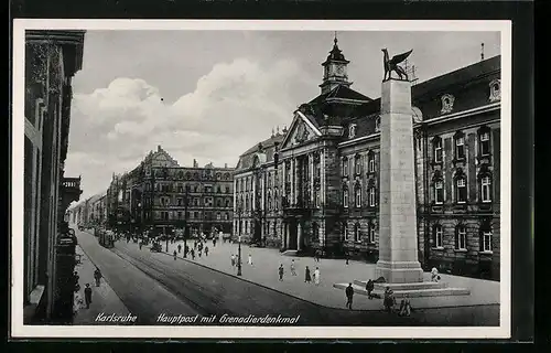 AK Karlsruhe, Hauptpost mit Grenadierdenkmal und Strassenbahn