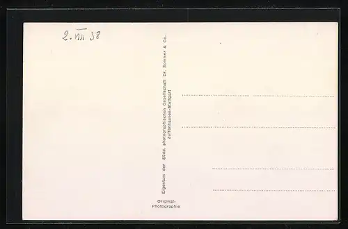 AK Karlsruhe, Hauptpost mit 109er Denkmal und Strassenbahn