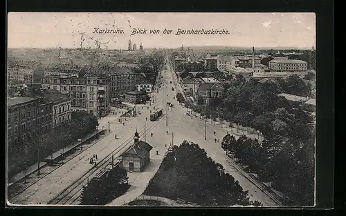 AK Karlsruhe, Blick von der Bernharduskirche aus mit Strassenbahn