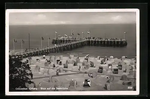 AK Kolberg / Ostseebad, Blick auf die Seebrücke