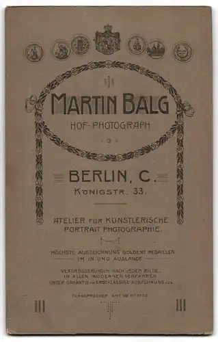 Fotografie Martin Balg, Berlin, Königstr. 33, Junge Dame mit Hochsteckfrisur