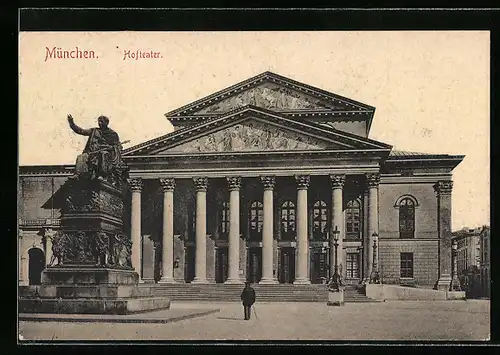 AK München, Hoftheater und Denkmal