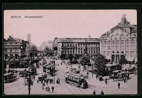 AK Berlin, Alexanderplatz mit Strassenbahnen und Kutschen