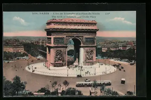 AK Paris, L`Erc de Triomphe et la Place de l`Etoile, Strassenbahn