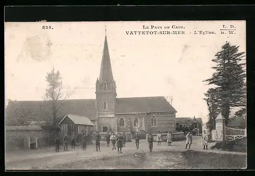 AK Vattetot-sur-Mer, l'église, Kinder vor Kirche