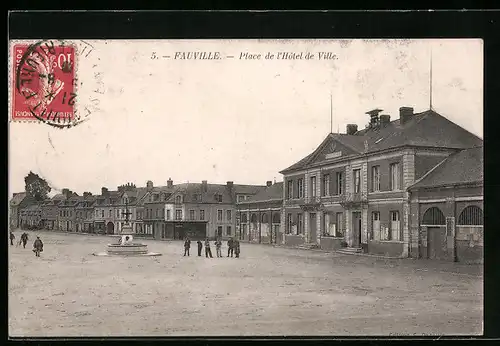 AK Fauville, Place de l'Hotel de Ville