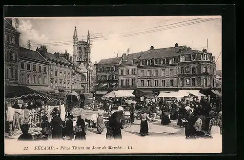 AK Fécamp, Place Thiers un Jour de Marché