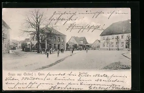 AK Ebstorf i. Hann., Posthof mit Ortsbewohnern und Umgebung, Strassenpartie