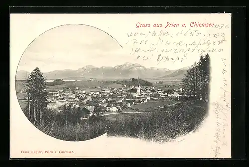 AK Prien /Chiemsee, Totalansicht mit Gebirgszug
