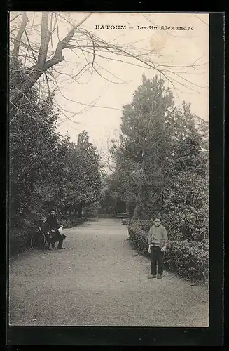 AK Batumi / Batoum, Jardin Alexandre, Partie im Park