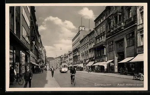 AK Saarbrücken, strasse, Radfahrer und Strassenbahn