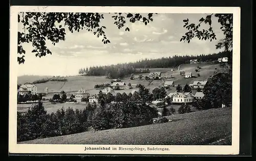 AK Johannisbad i. Riesengebirge, Ortsansicht aus der Vogelschau
