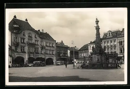 AK Dvur Králove, Strassenpartie mit Denkmal