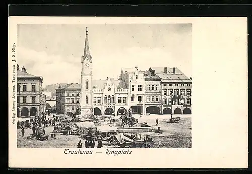 AK Trautenau, Ringplatz mit Brunnen