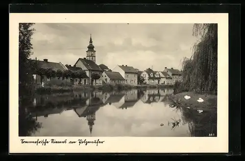 AK Mimon, Uferpartie mit Blick auf eine Häusergruppe