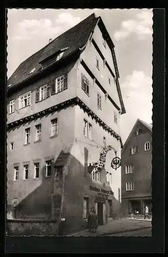 AK Leonberg, Gasthaus Schwarzer Adler mit Nachbarhaus