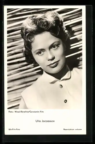 AK Schauspielerin Ulla Jacobsson in weisser Bluse