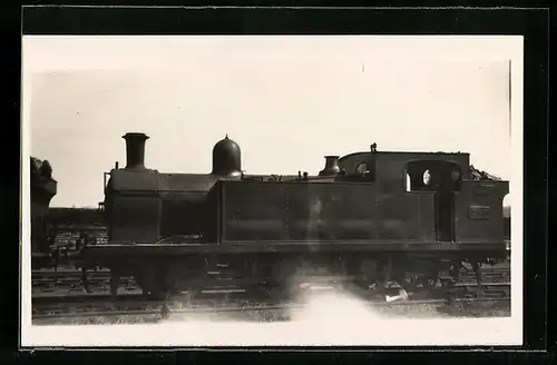 Foto-AK Englische Eisenbahn-Lokomotive mit der Nr. 253