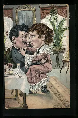 AK Frau sitzt auf dem Schoss ihres Mannes, Ehepaar mit grossen Gesichtern